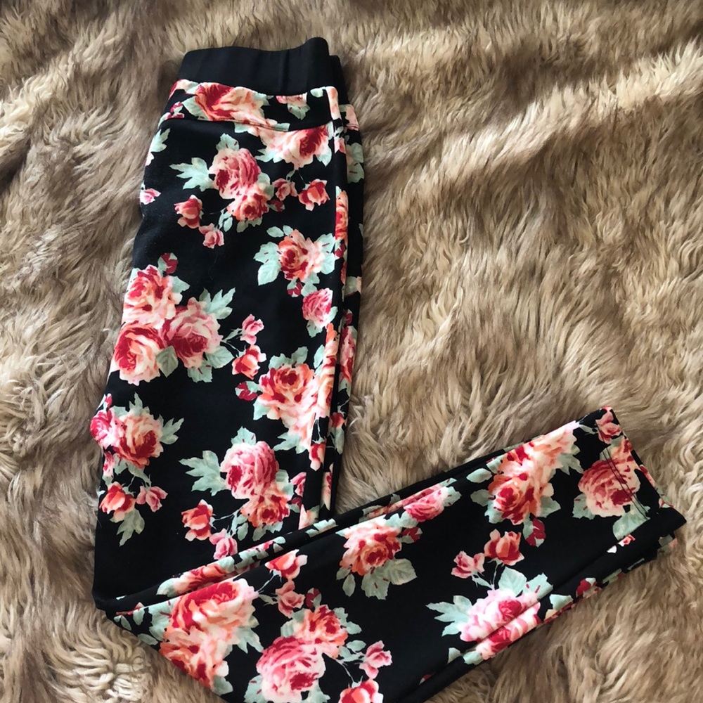Patterned leggings